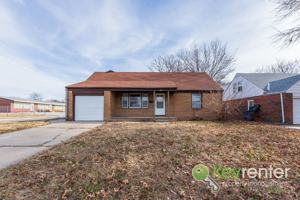 featured image of 1562 N Pershing St