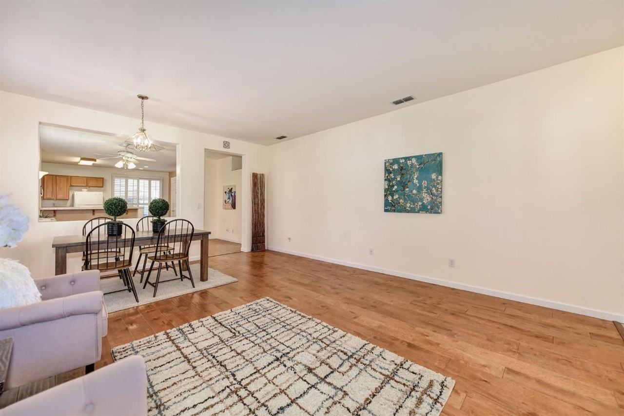 2315 Panga Pl - Photo 3 of 36