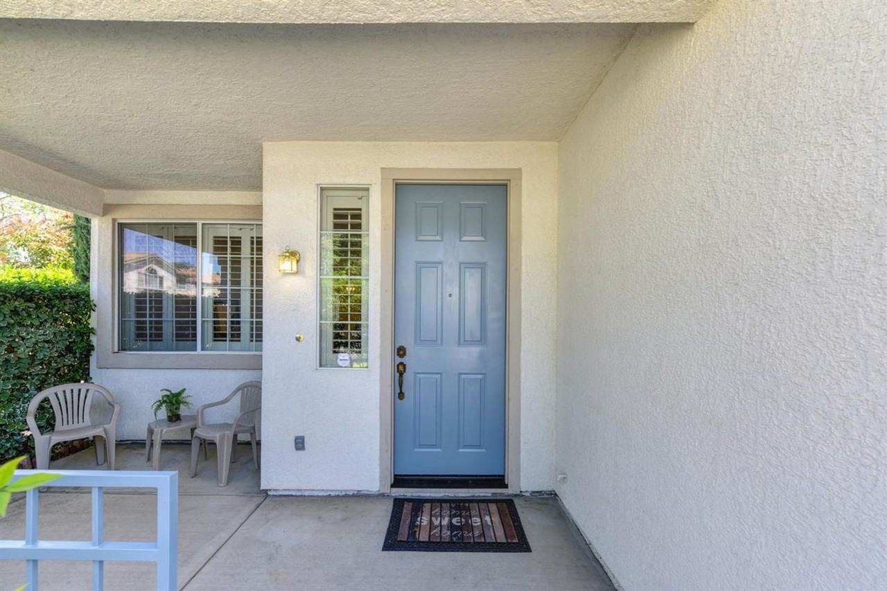 2315 Panga Pl - Photo 2 of 17