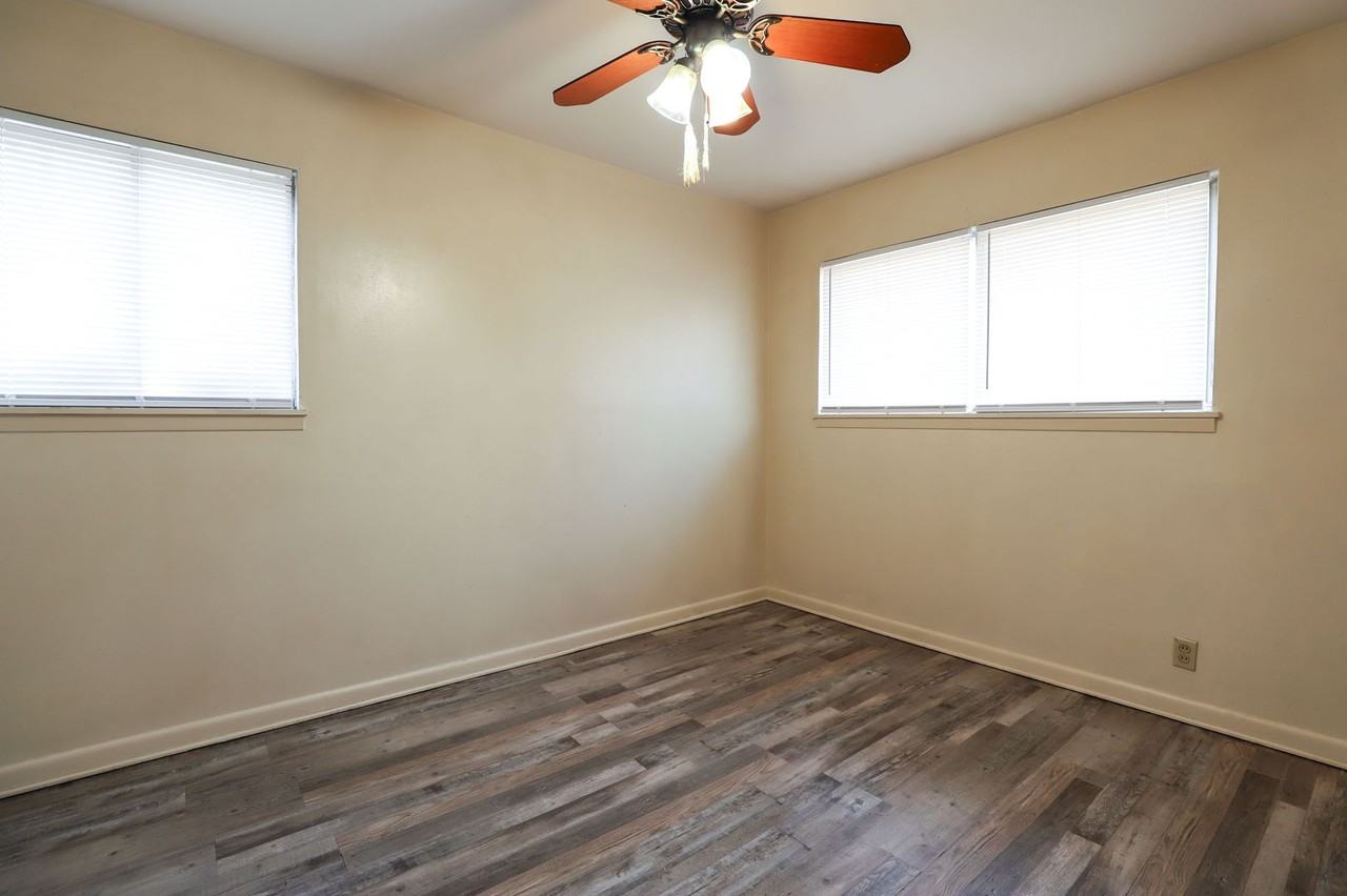 1007 Mariana Dr - Photo 7 of 11