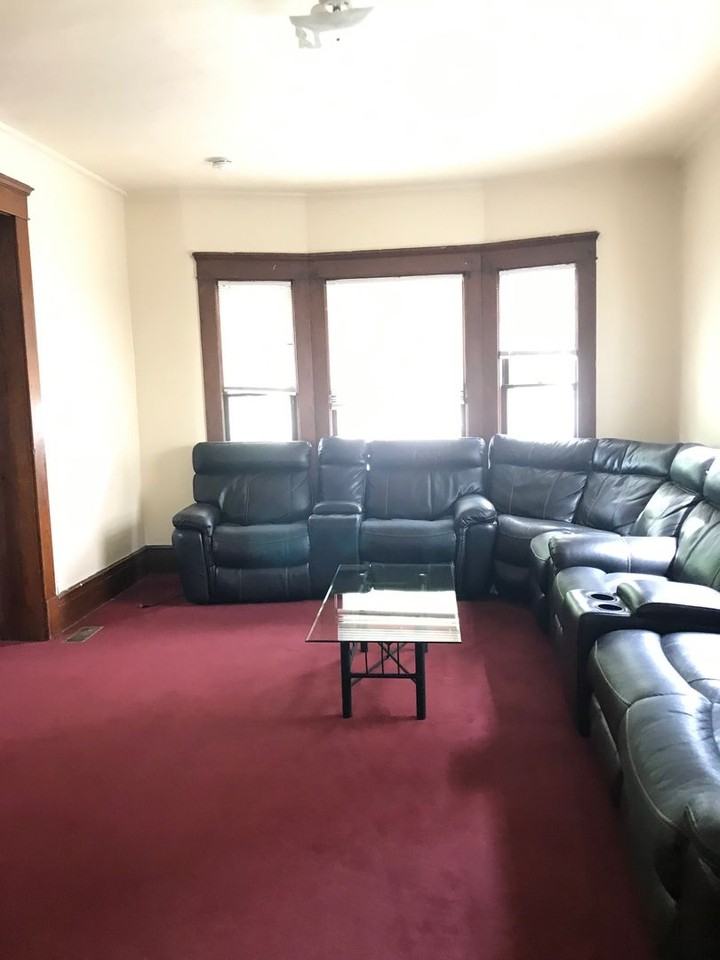 518 Monroe St - Photo 3 of 18