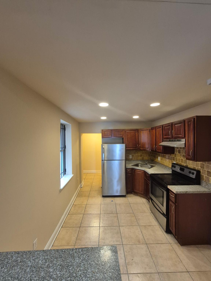 2214 N Bouvier St #AOF - Photo 2 of 10