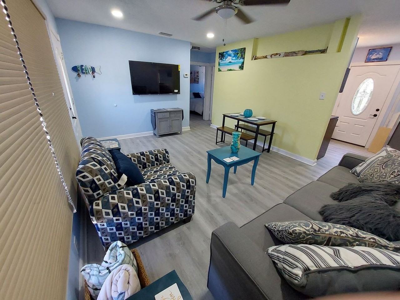 4490 85th Ter N - Photo 3 of 13