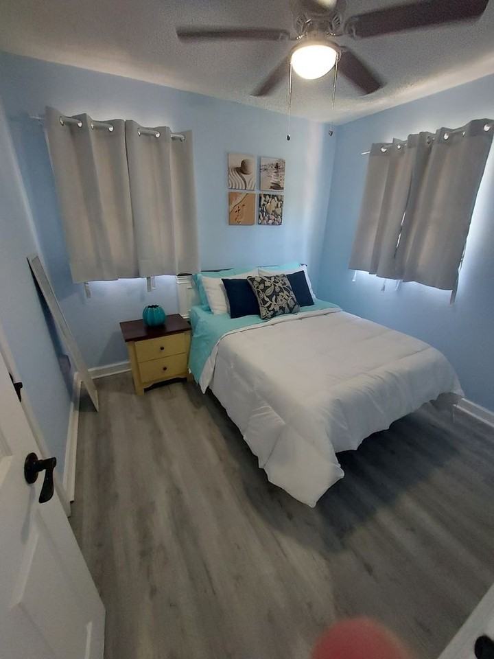 4490 85th Ter N - Photo 7 of 13