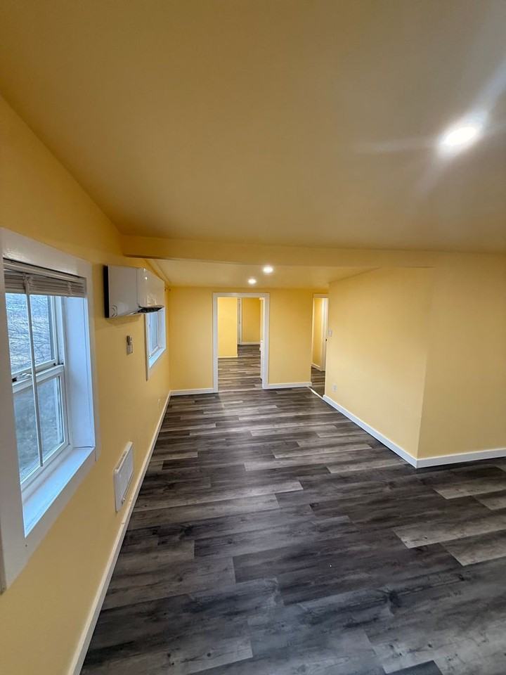 3004 Laverne Ave - Photo 2 of 11