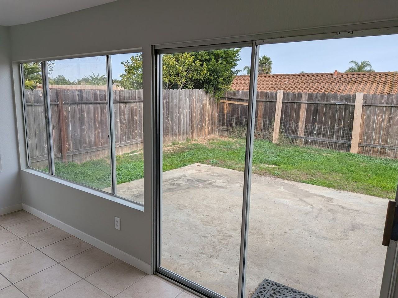 10437 Cheviot Ct - Photo 2 of 11