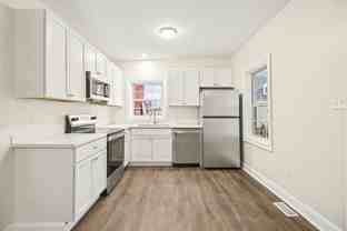 145 S Pitt St - Photo 1 of 1