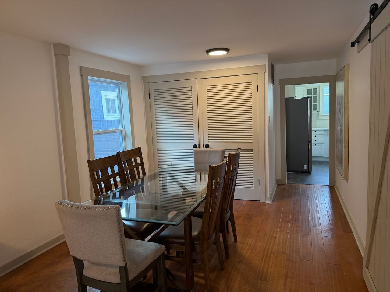 2515 Ames St - Photo 7 of 22