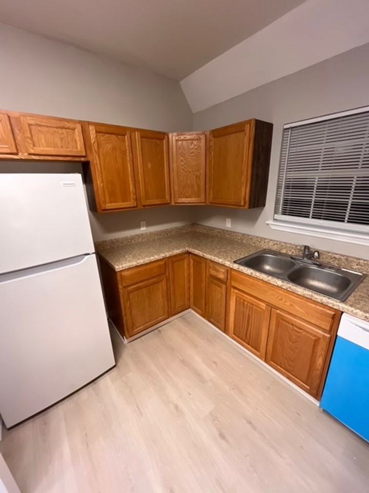 3 Laudeac Ct - Photo 3 of 14