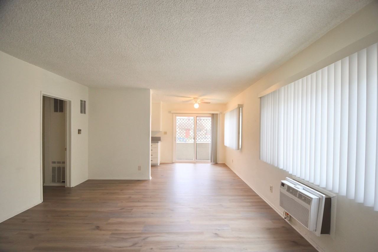 10843 K - Photo 3 of 28