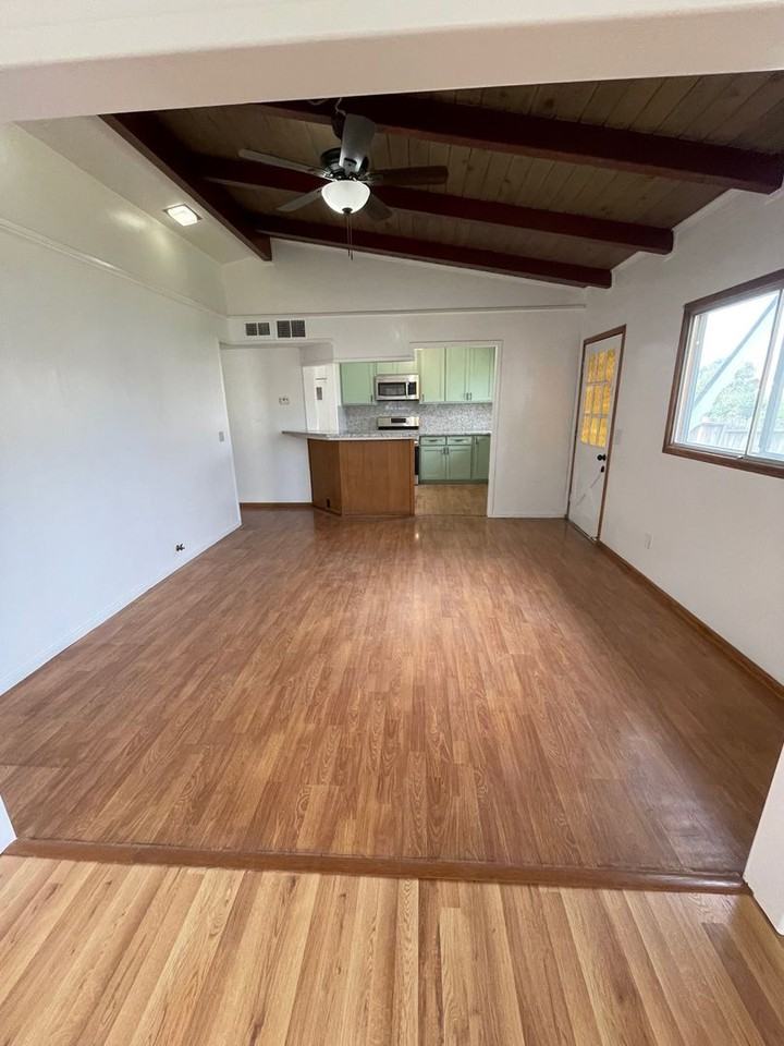 856 W Chestnut St - Photo 4 of 12