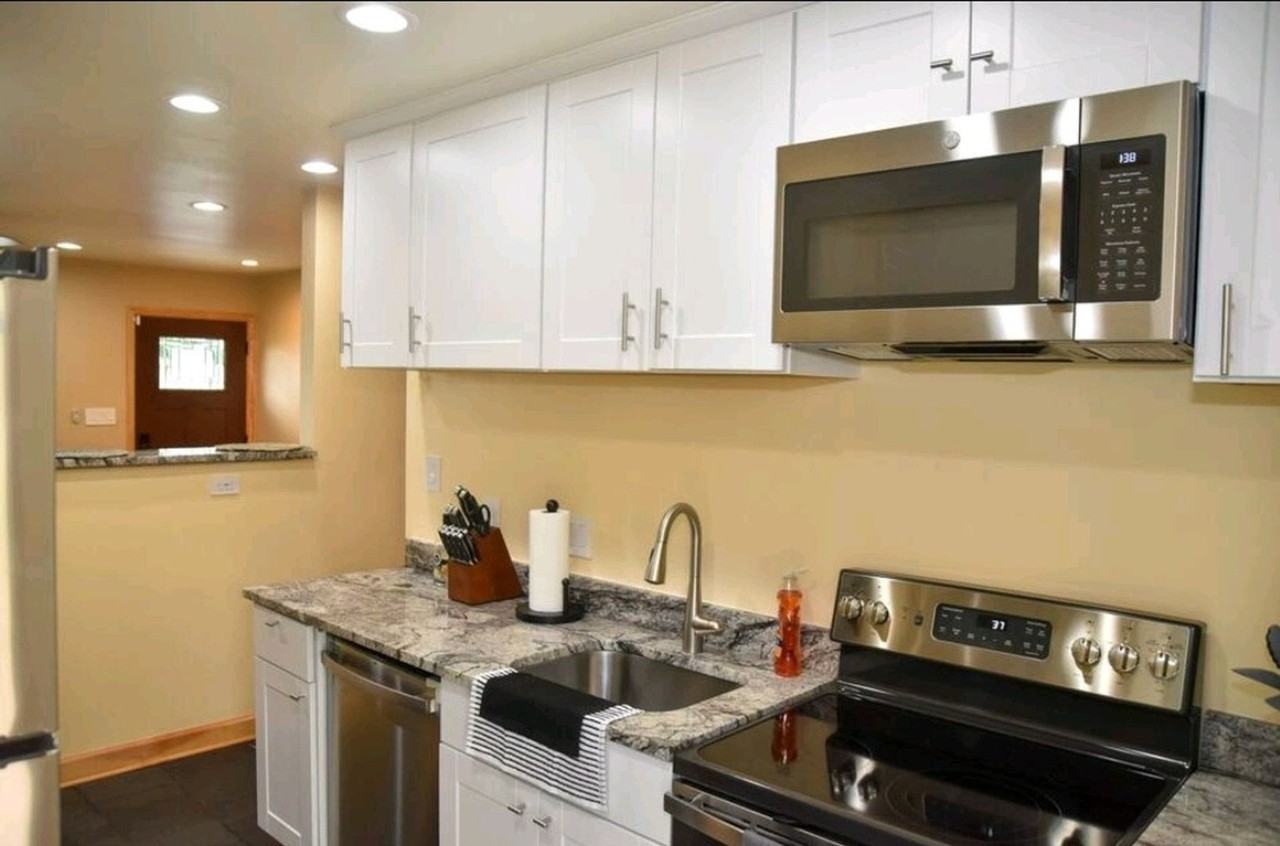 1917 Taylor Ave - Photo 2 of 16