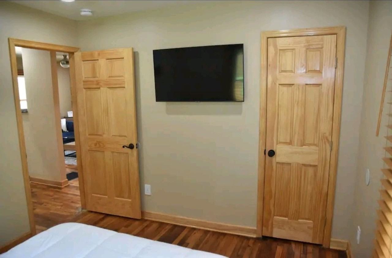 1917 Taylor Ave - Photo 7 of 16