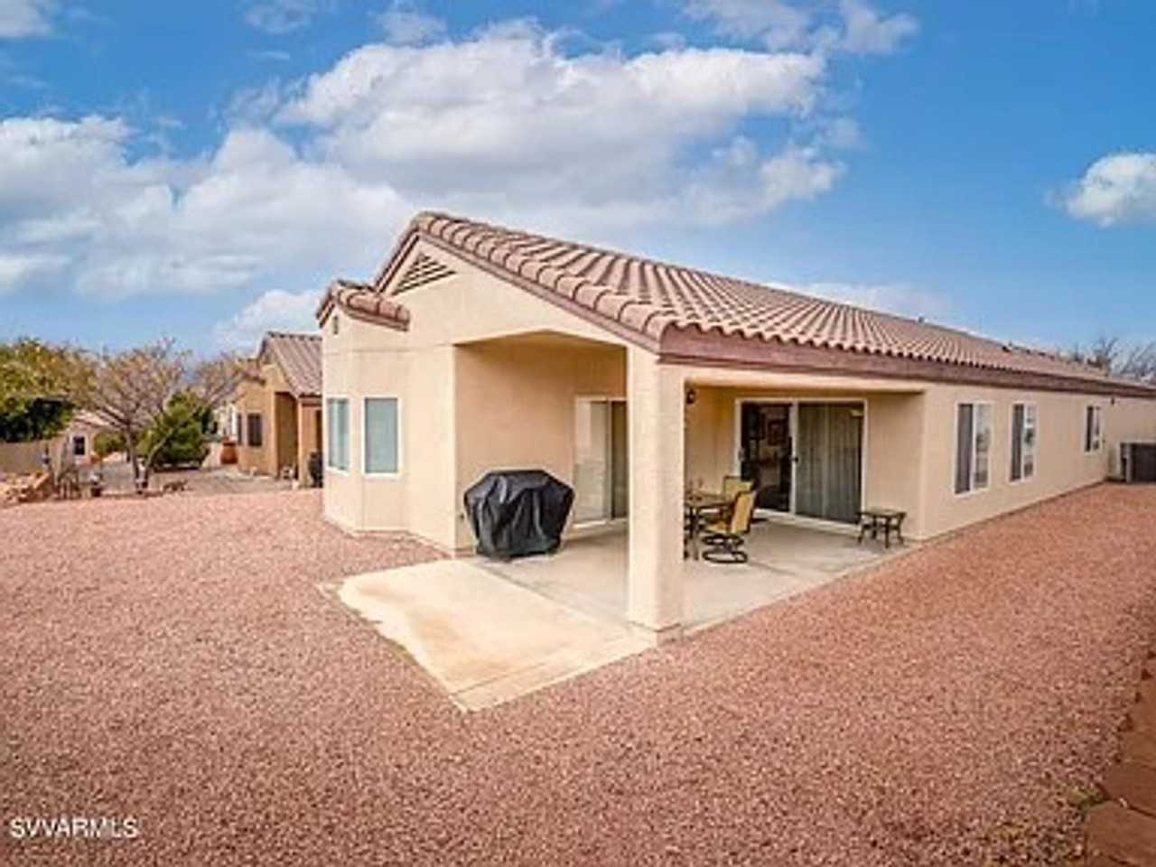 4895 E Meadow Vista Dr - Photo 2 of 33