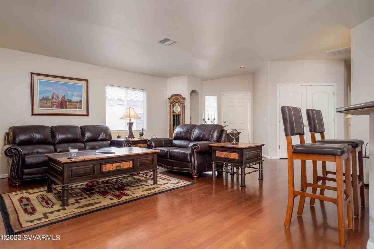 4895 E Meadow Vista Dr - Photo 7 of 33