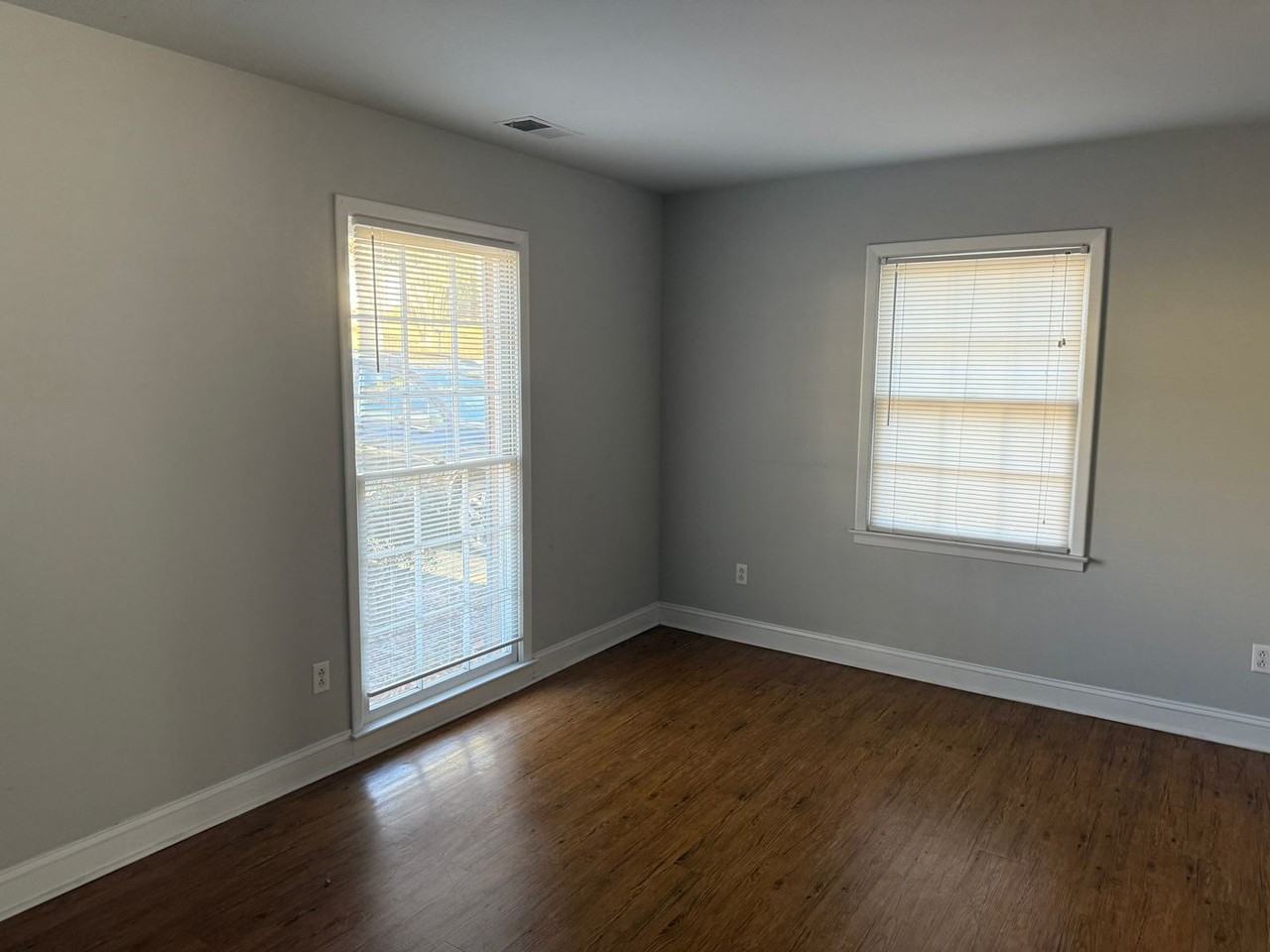 919 Pineborough Rd - Photo 2 of 6