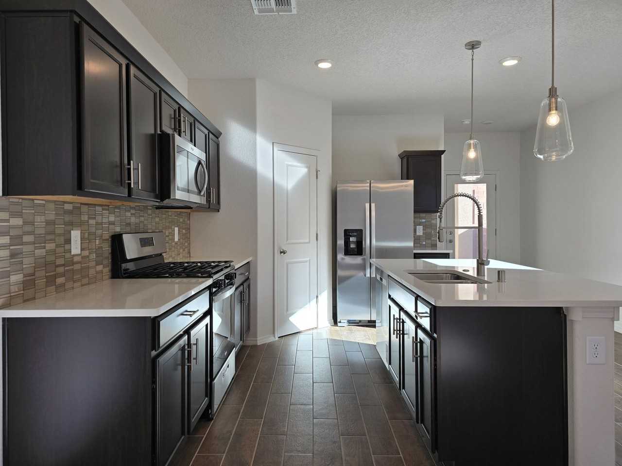 3939 Soledad - Photo 2 of 24