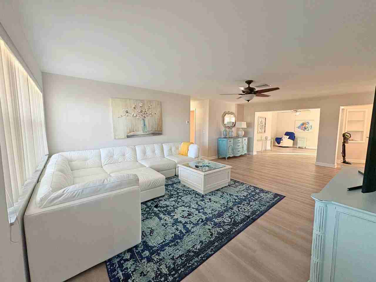 13826 Antigua Dr - Photo 4 of 22