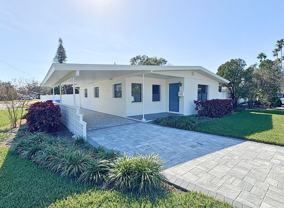 1516 Delaware Ave Ne - Photo 1 of 1