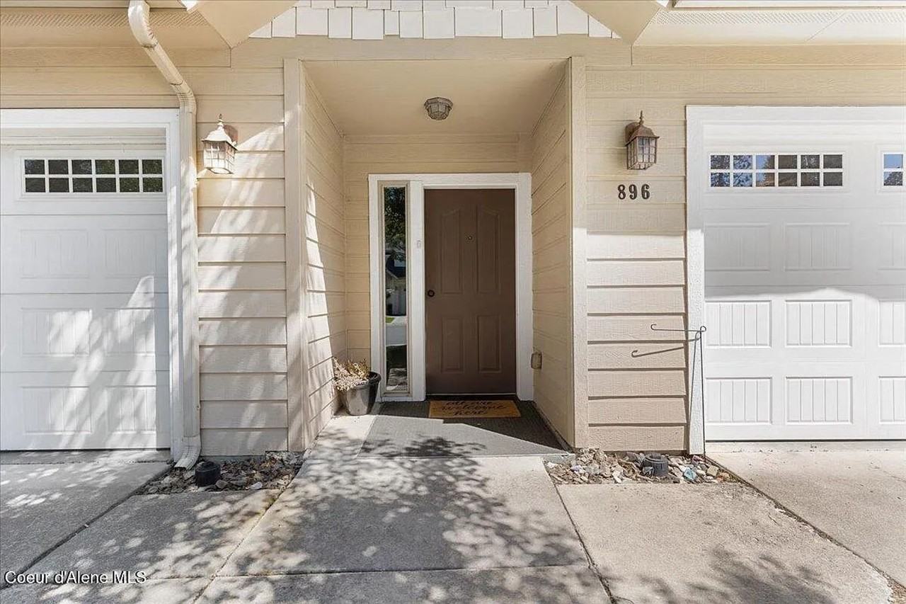 896 W Willow Lake Loop - Photo 2 of 27