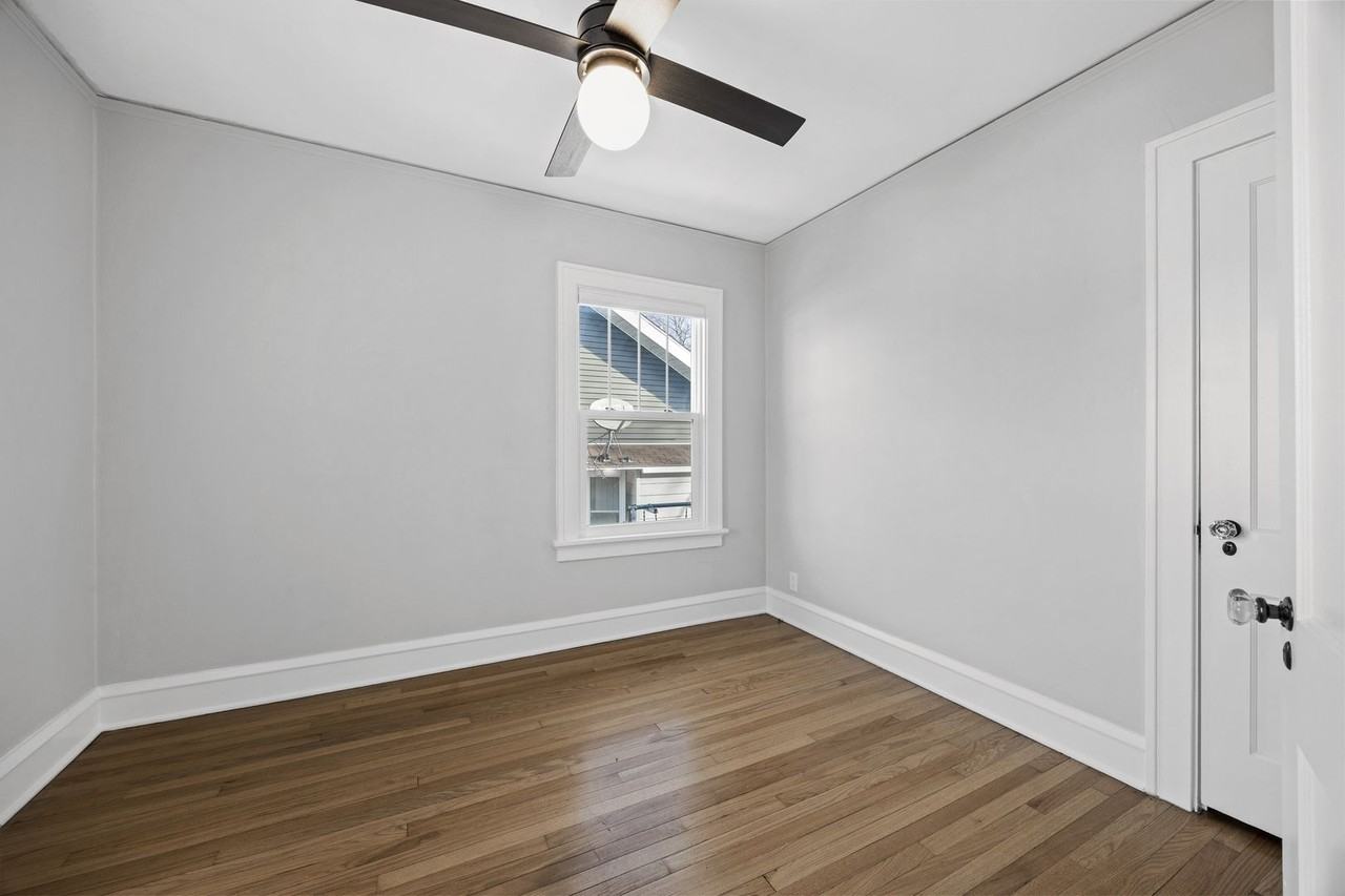 2339 C Ave Ne - Photo 5 of 23