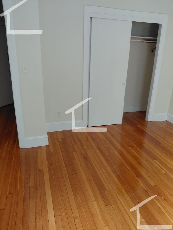 29 Lancaster Ter - Photo 5 of 9