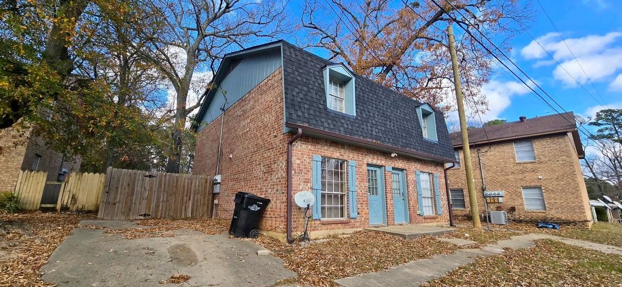 401 1/2 Tammy Lynn Dr - Photo 2 of 19