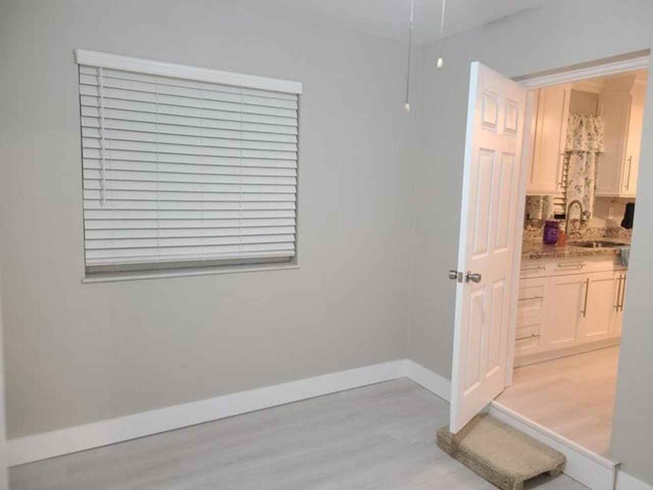 1520 N 25th Ave - Photo 2 of 11