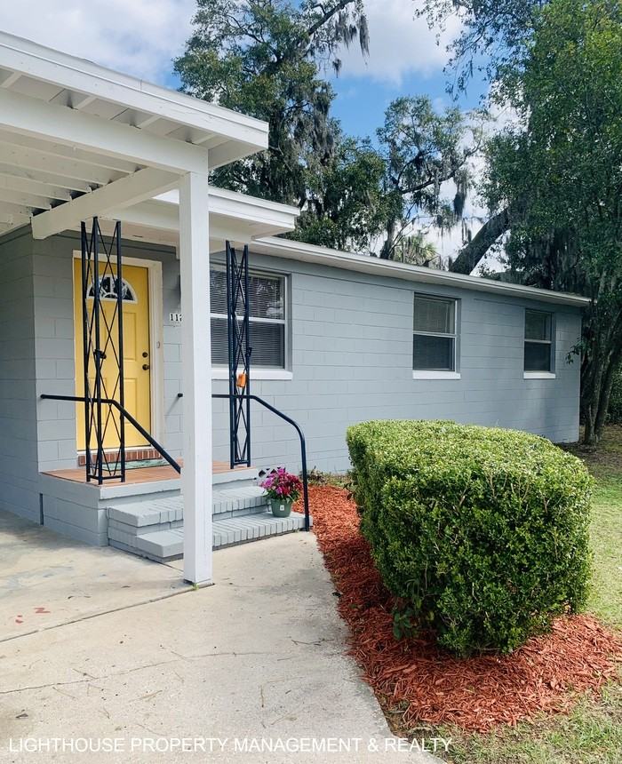 11245 Bruce Dr - Photo 3 of 20