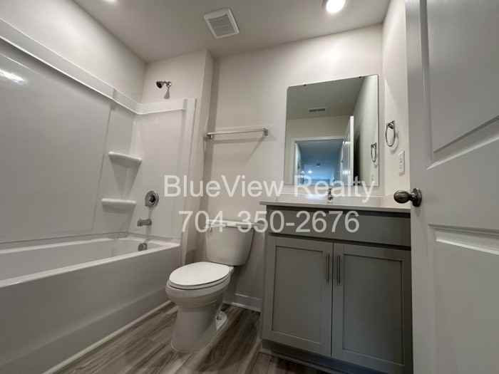 12129 Lady Bell Dr - Photo 7 of 9