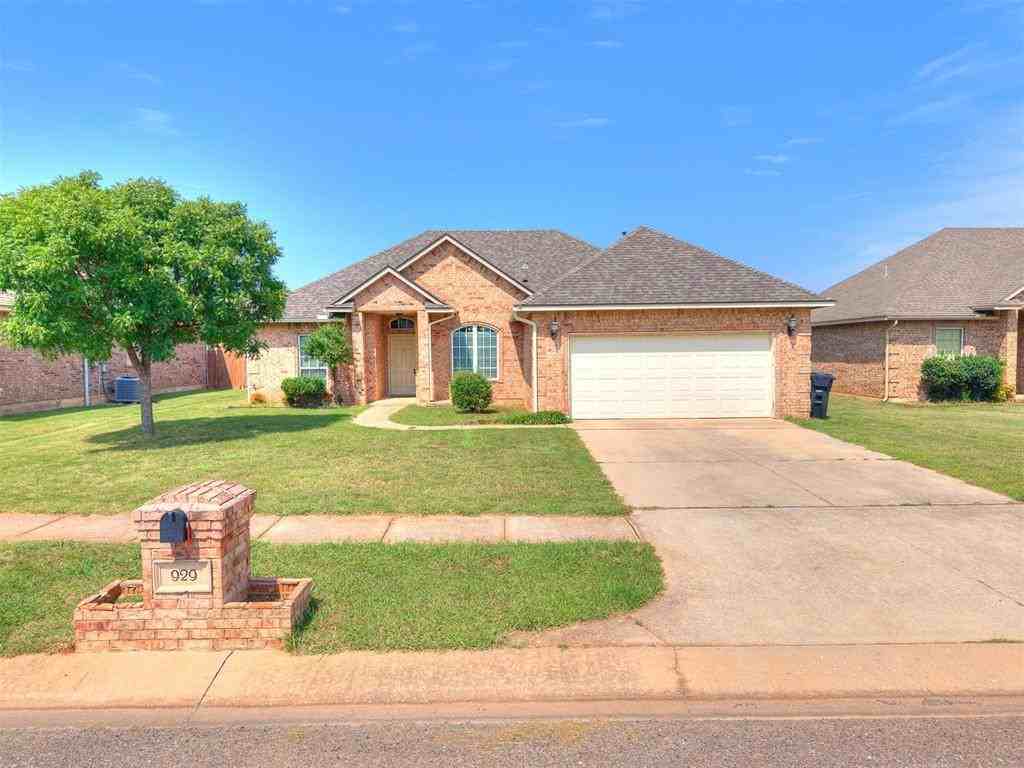 929 Ne 28th St #NA - Photo 3 of 27