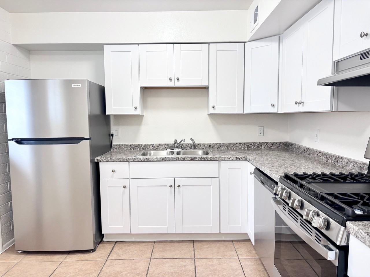 3531 E Montecito Ave #6 - Photo 2 of 18