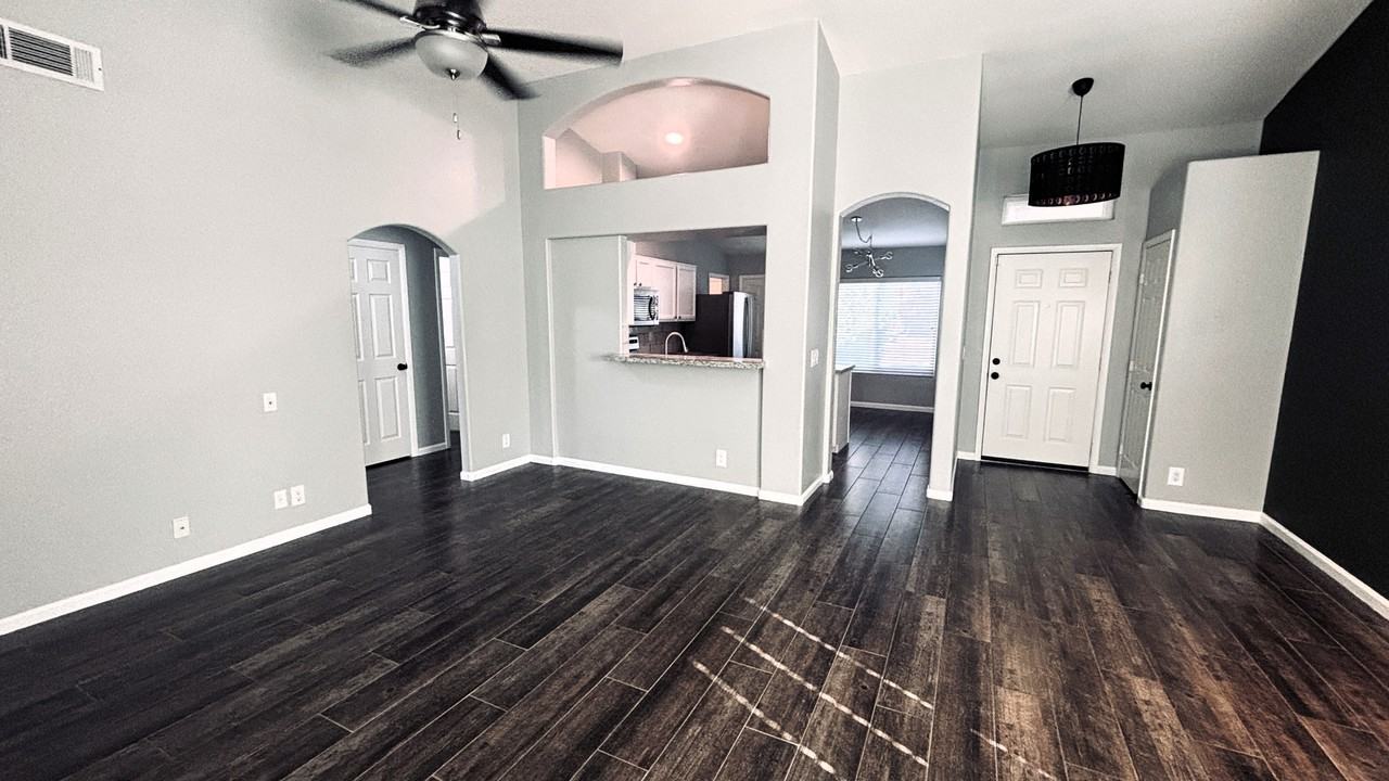 280 S Bedford Dr #NA - Photo 3 of 7