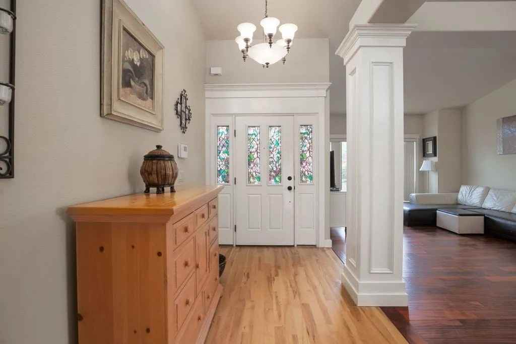 1636 E Fireside Dr #NA - Photo 2 of 9