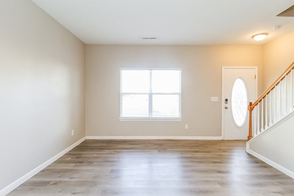 1317 Bray Dr - Photo 5 of 17