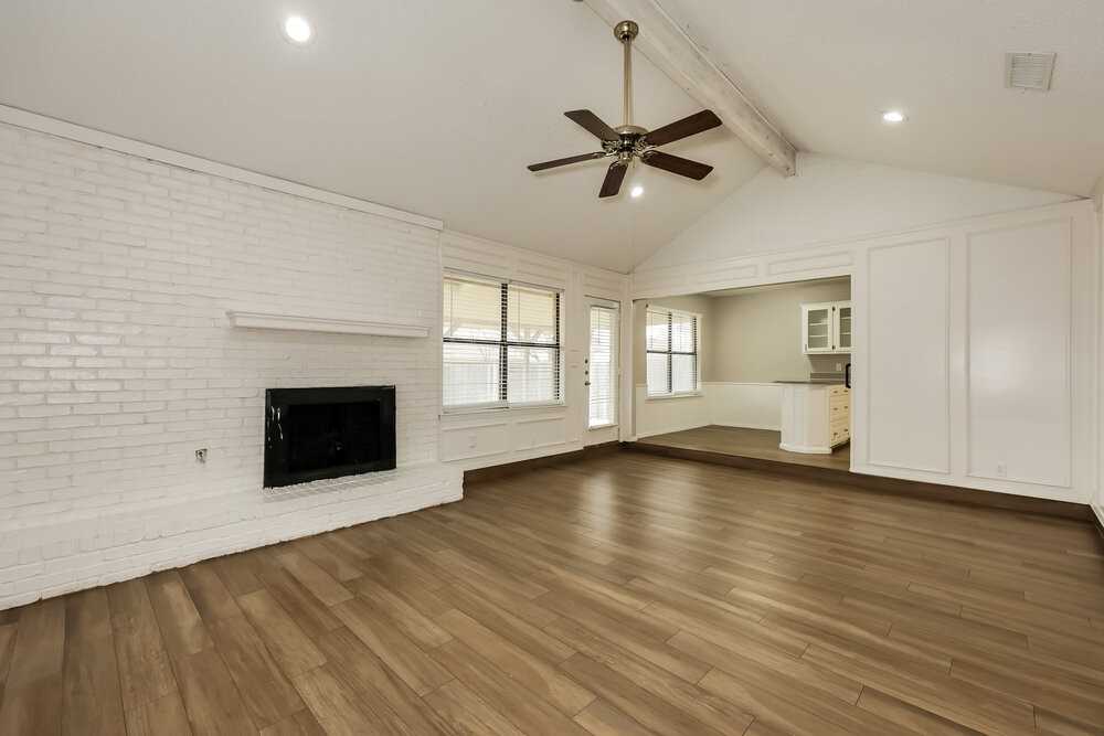 2016 Chantilly Ct - Photo 4 of 16