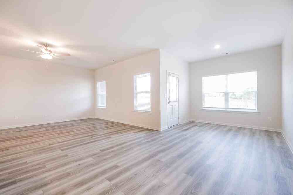 236 Oliver Dr - Photo 6 of 16