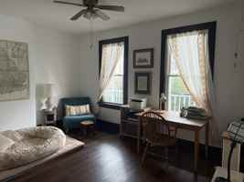 featured image of 164 Fair St #1