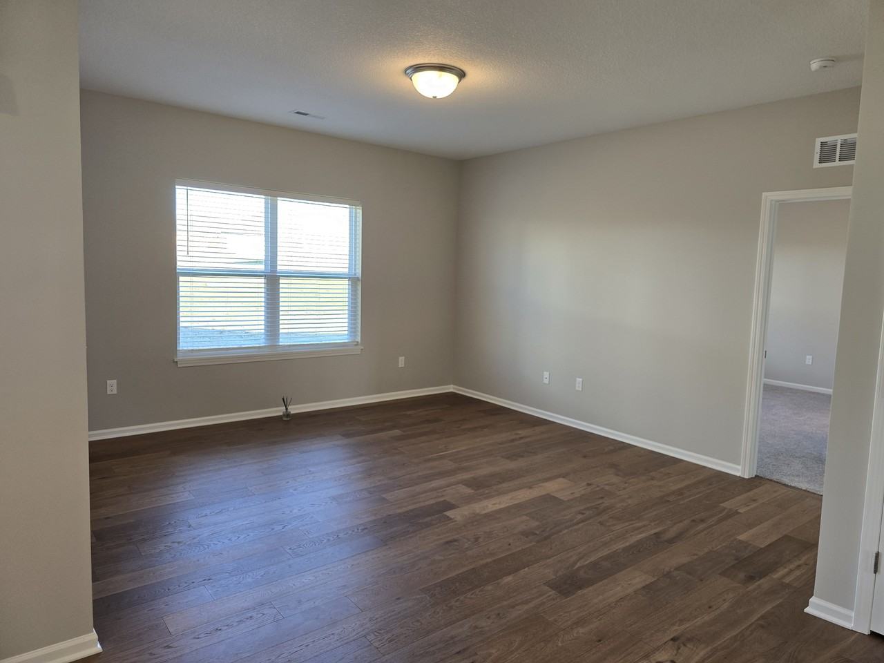 12219 N Rhode Ct Kansas City MO 64163 #1 - Photo 7 of 11