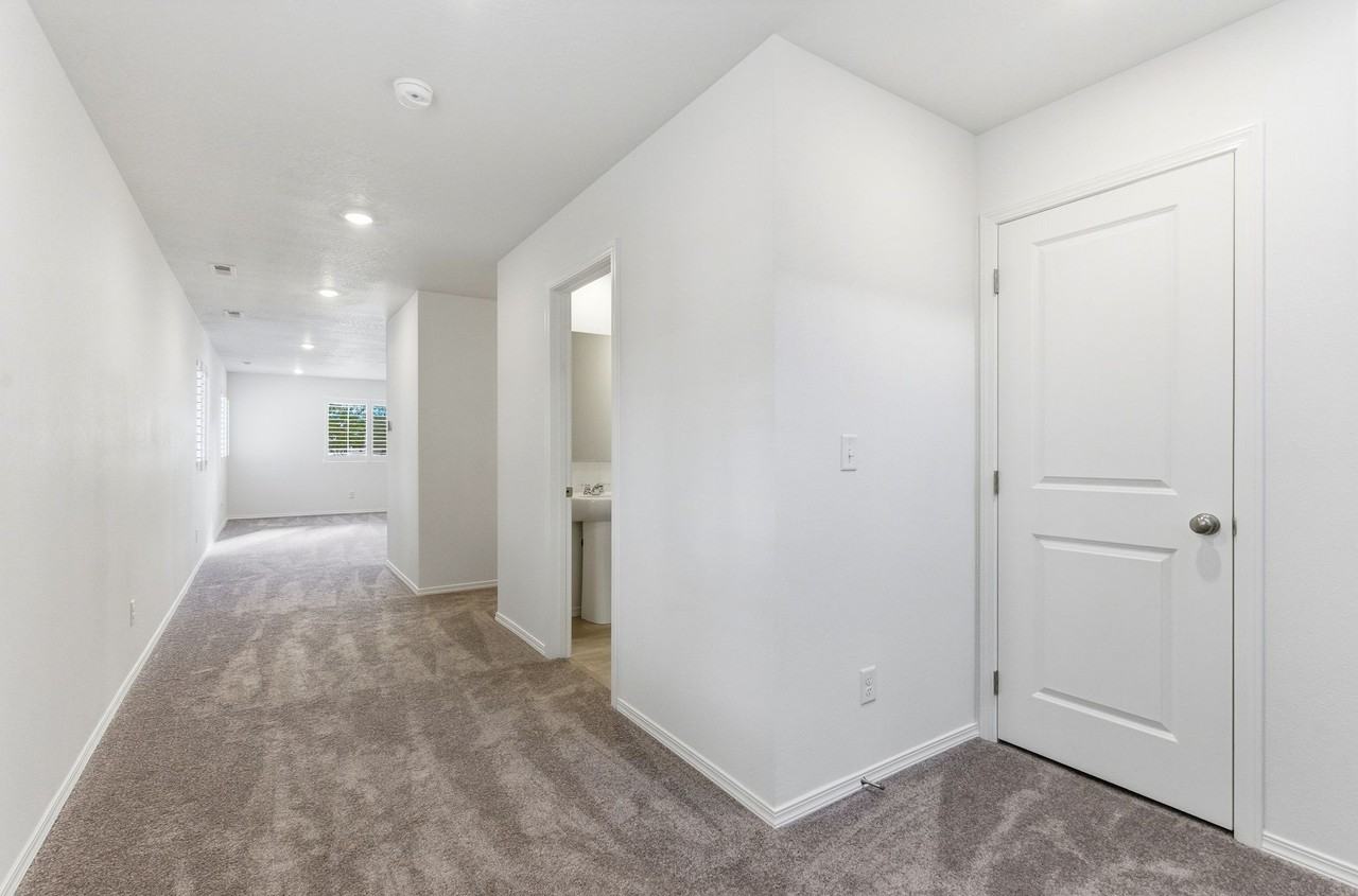 1334 N Wilhelm Way #1 - Photo 3 of 26