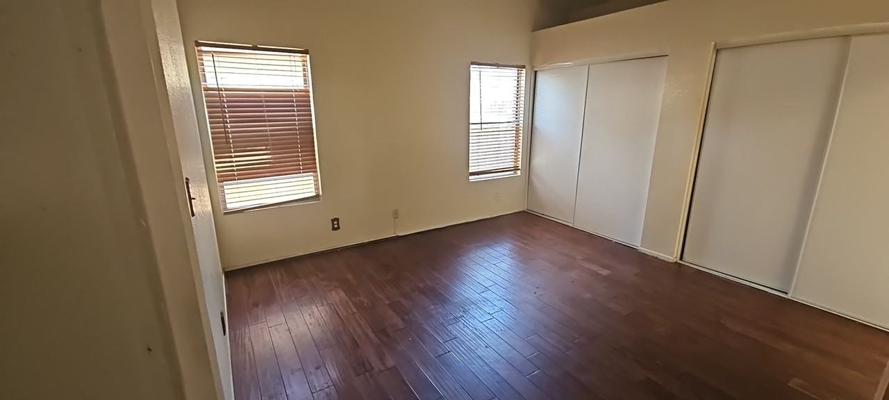 2341 Langhorn St #1 - Photo 4 of 16