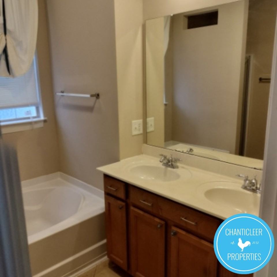 4987 Wyngate Village Dr #1 - Photo 7 of 22