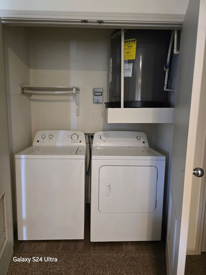 Sorrento Apartments - Photo 7 of 16