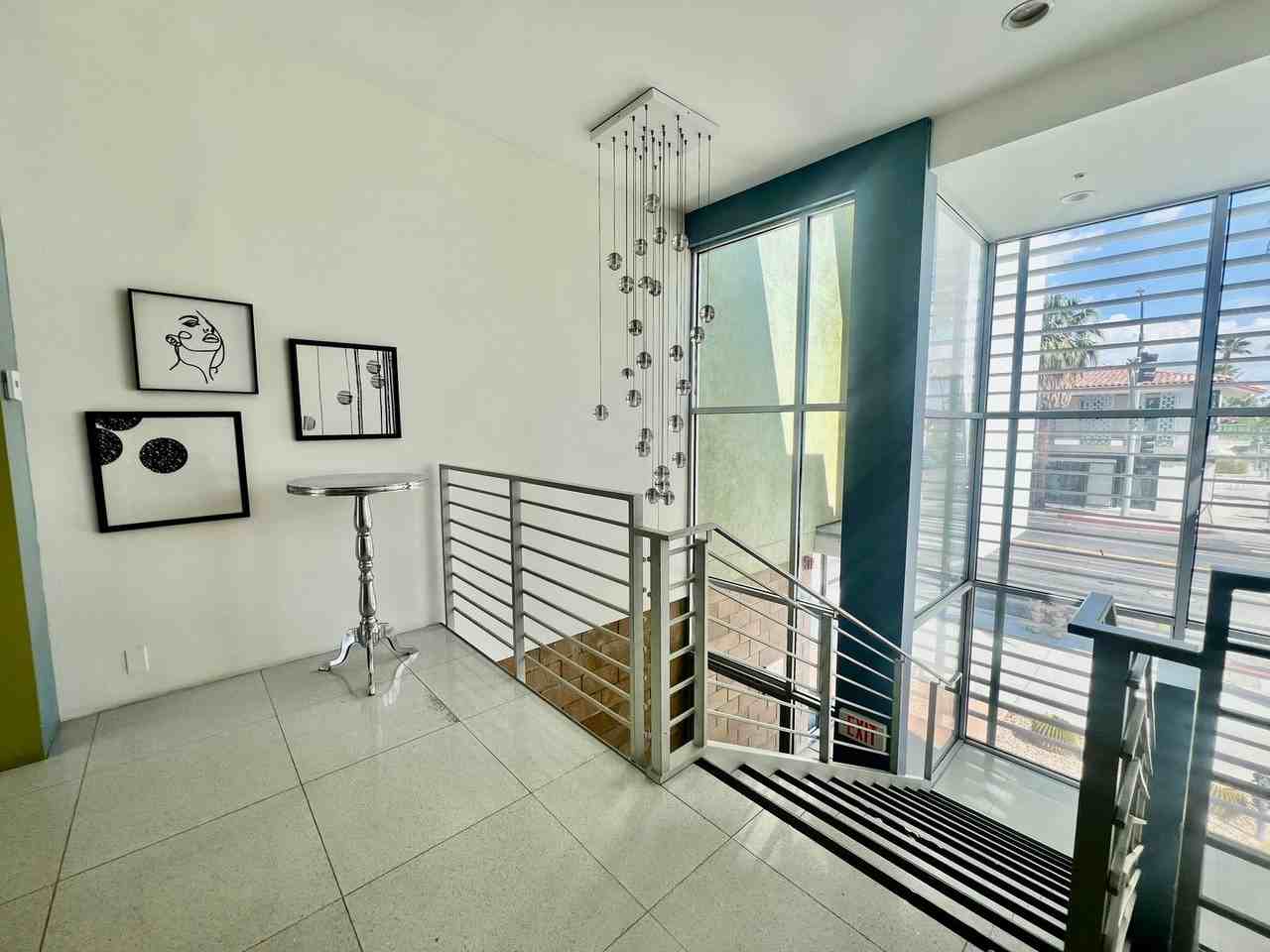 803 N Palm Canyon Dr #07 - Photo 3 of 35