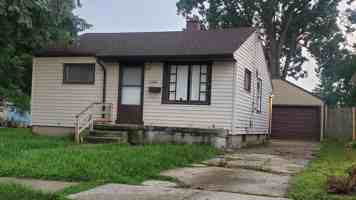 featured image of 3929 Larchmont St #1