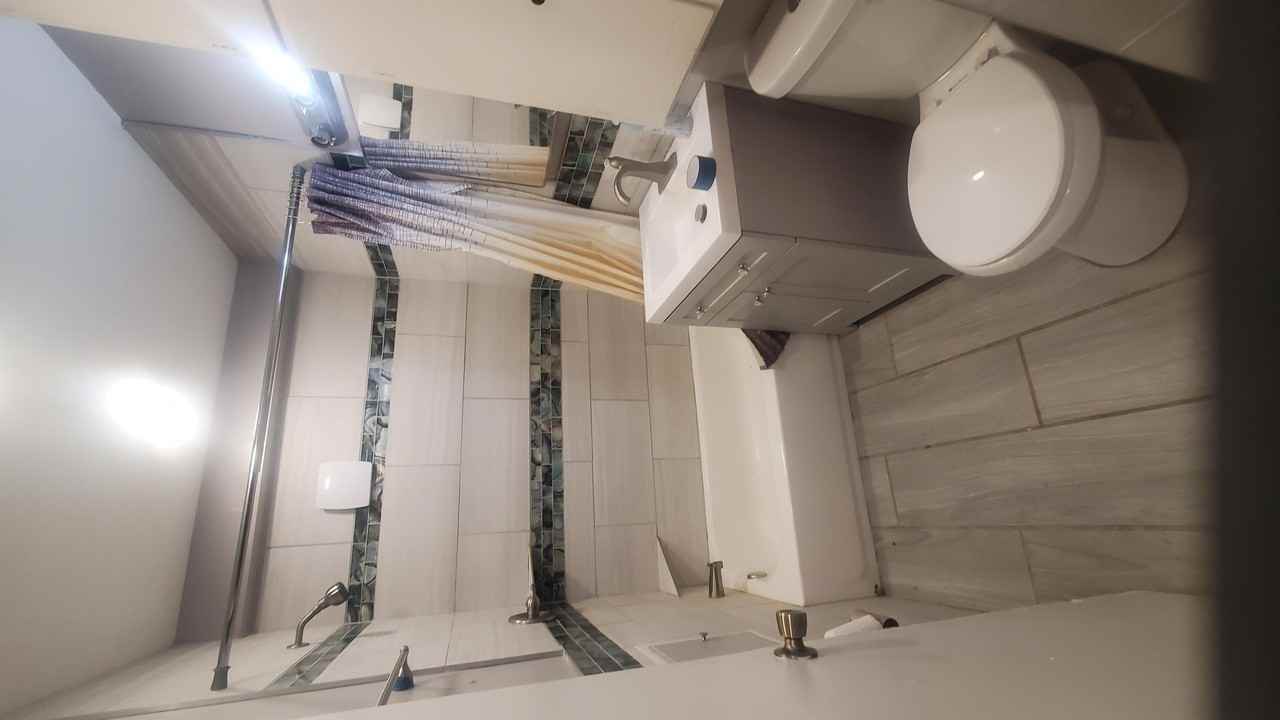 3929 Larchmont St #1 - Photo 4 of 21