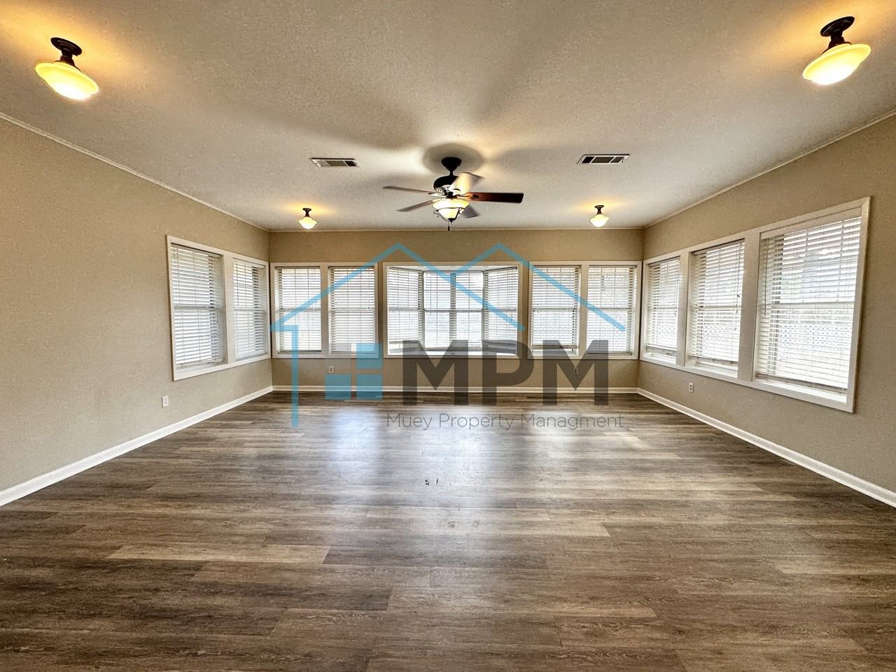 1104 Hilton St #1 - Photo 2 of 18