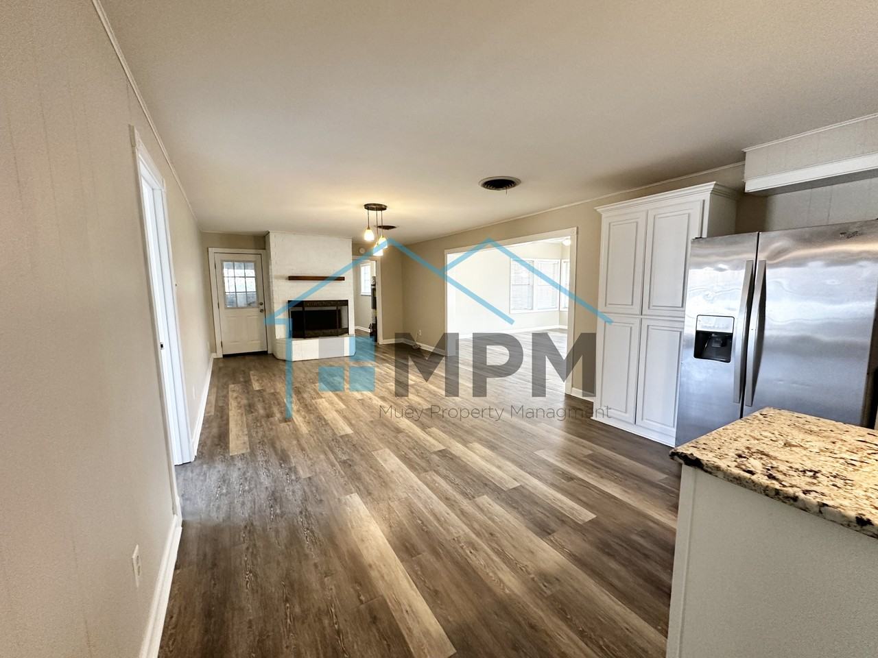 1104 Hilton St #1 - Photo 3 of 18