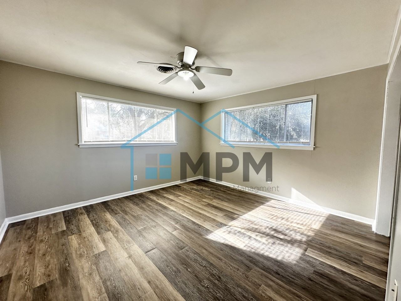 1104 Hilton St #1 - Photo 6 of 18