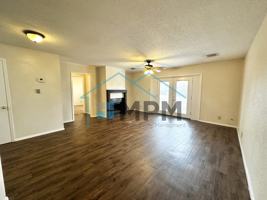 featured image of 303 Woodlawn Dr #B